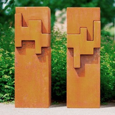 Grafik-Stelen -
<br />
Fortschreitende Flächenstruktur:
<br />

<br />
Details